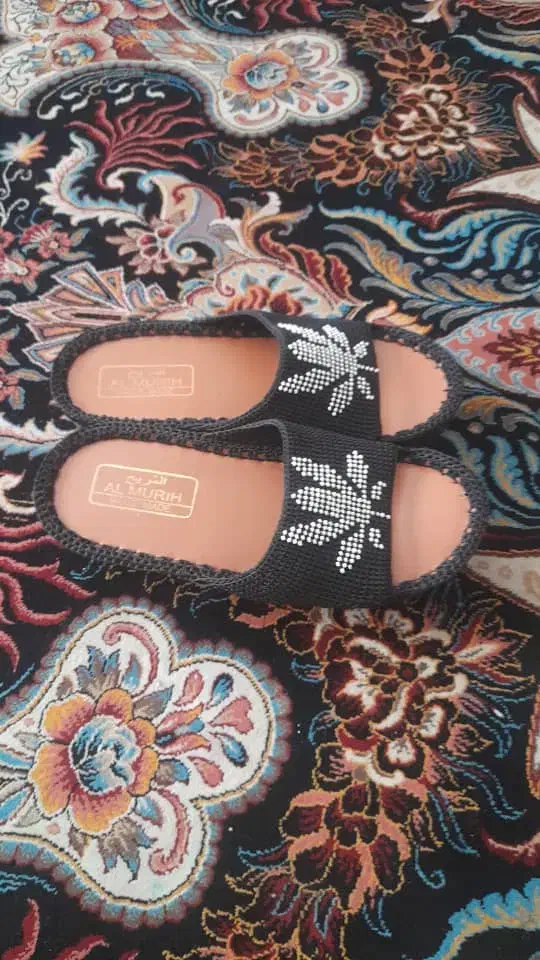 دمپایی|کیف، کفش، کمربند|پرند, فاز ۶|دیوار