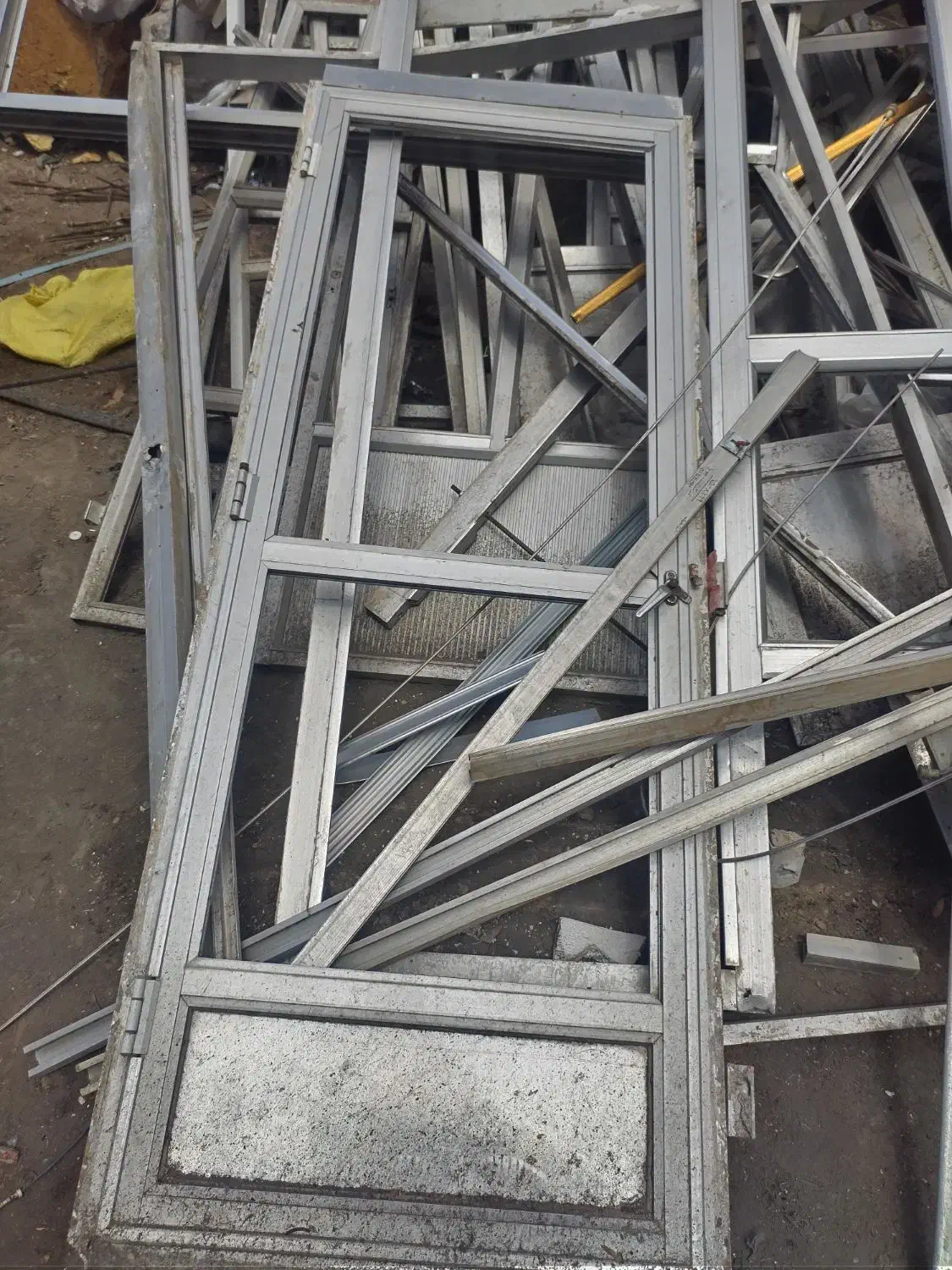 خریدضایعات آهن آلومینیوم مس برنج شوفاژکتاب کارتن|عمدهفروشی|شاهینشهر, حافظ شمالی|دیوار