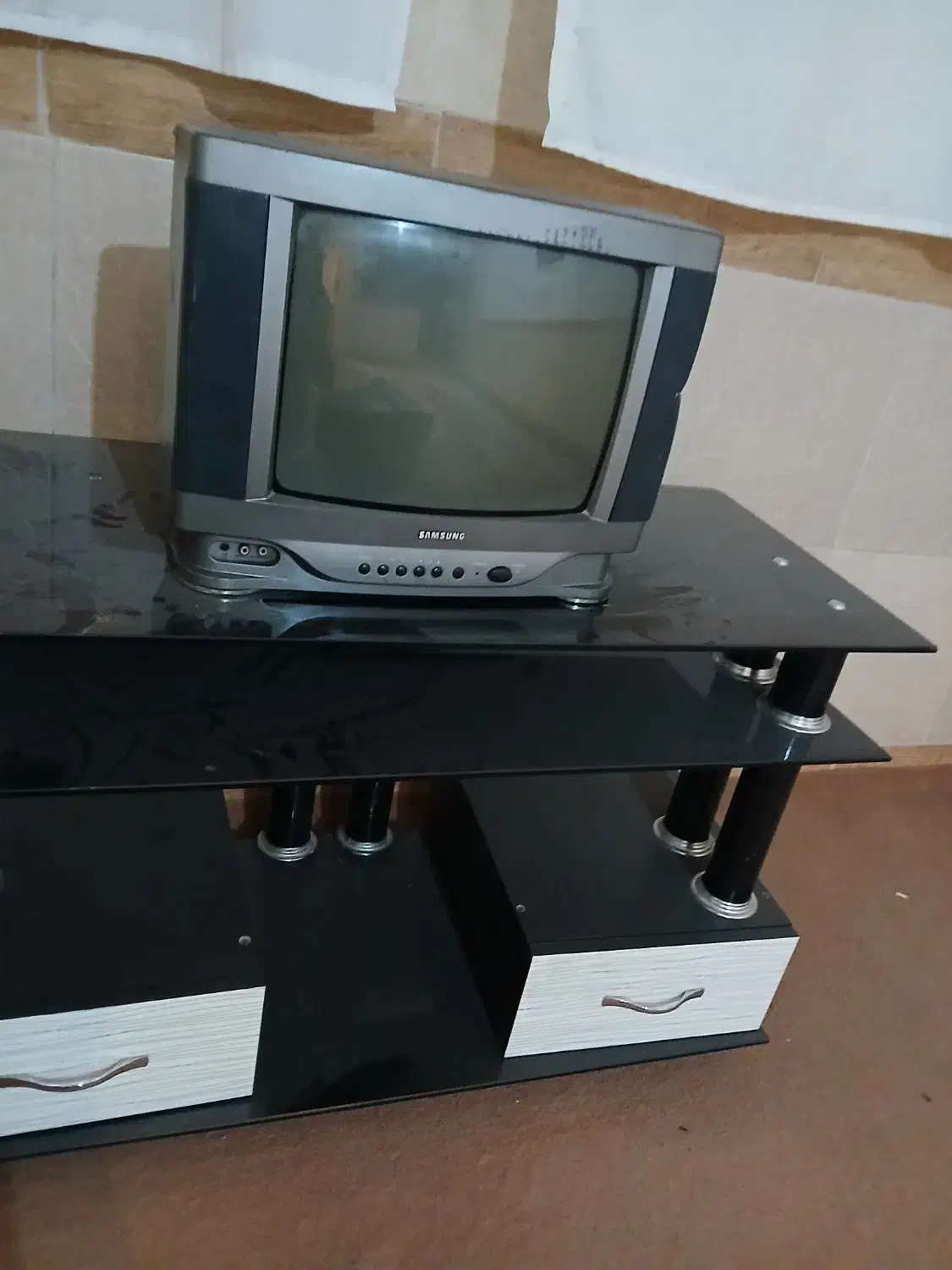 تلویزیون|تلویزیون و پروژکتور|اراک, |دیوار