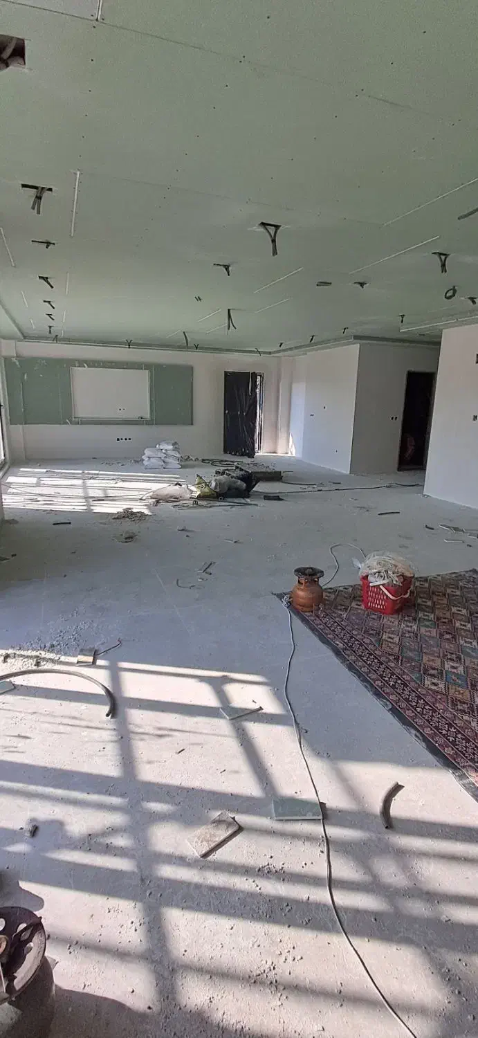 کارگر ساده وماهر برای نقاشی ساختمان(همراه آموزش)|استخدام معماری، عمران و ساختمانی|تنکابن, |دیوار