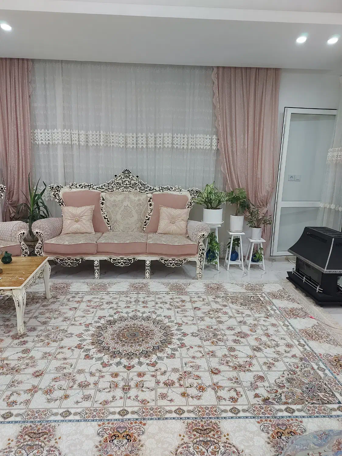 مبل|مبلمان خانگی و میز عسلی|ماهدشت, |دیوار