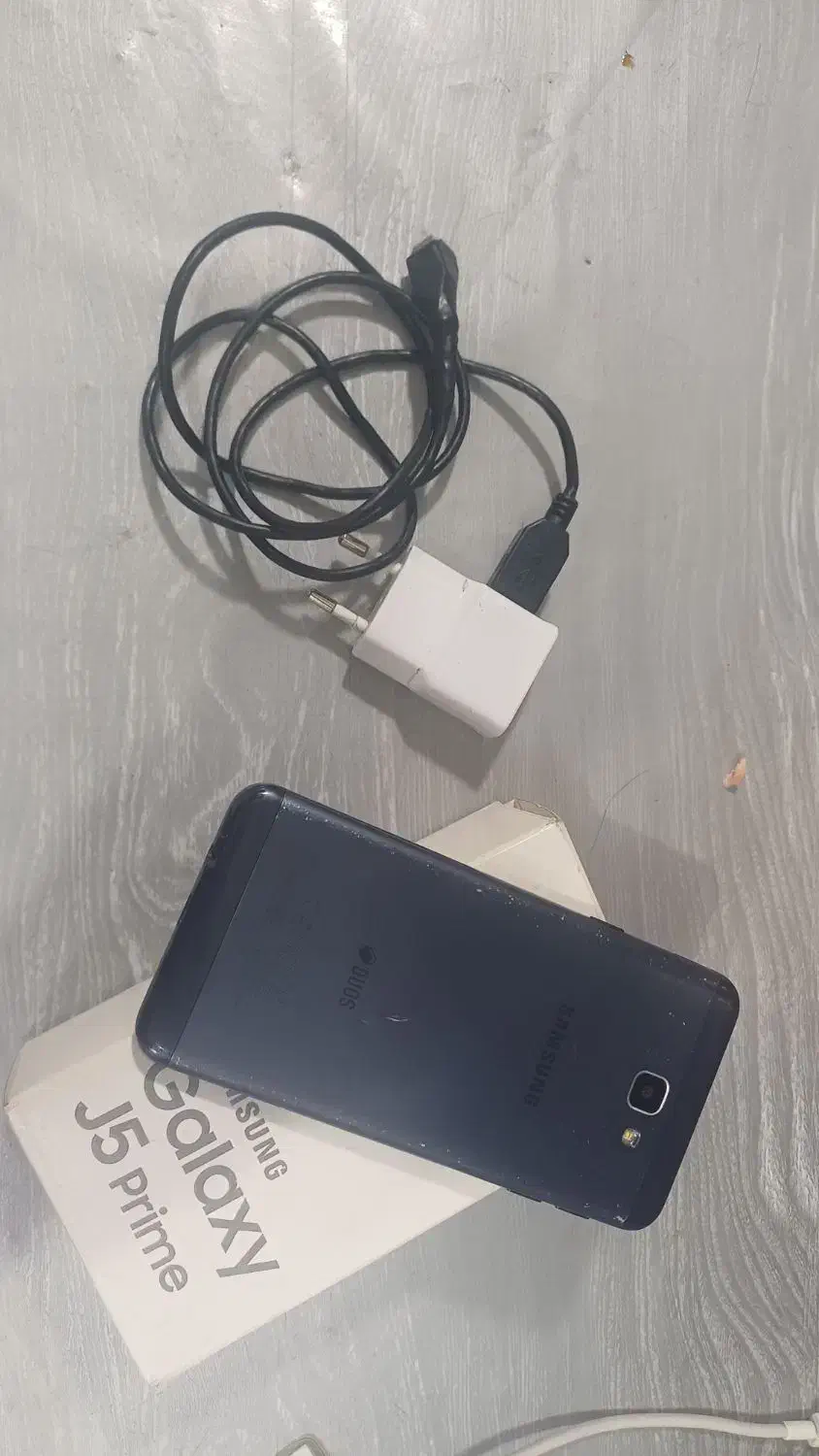 گوشی|موبایل|بومهن, |دیوار