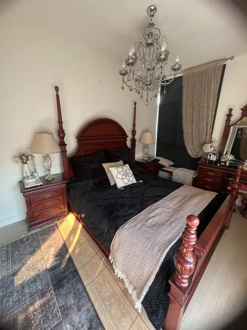 سرویس تخت چوبی و میز آرایش دو نفره|تخت و سرویس خواب|تهران, سازمان برنامه شمالی|دیوار