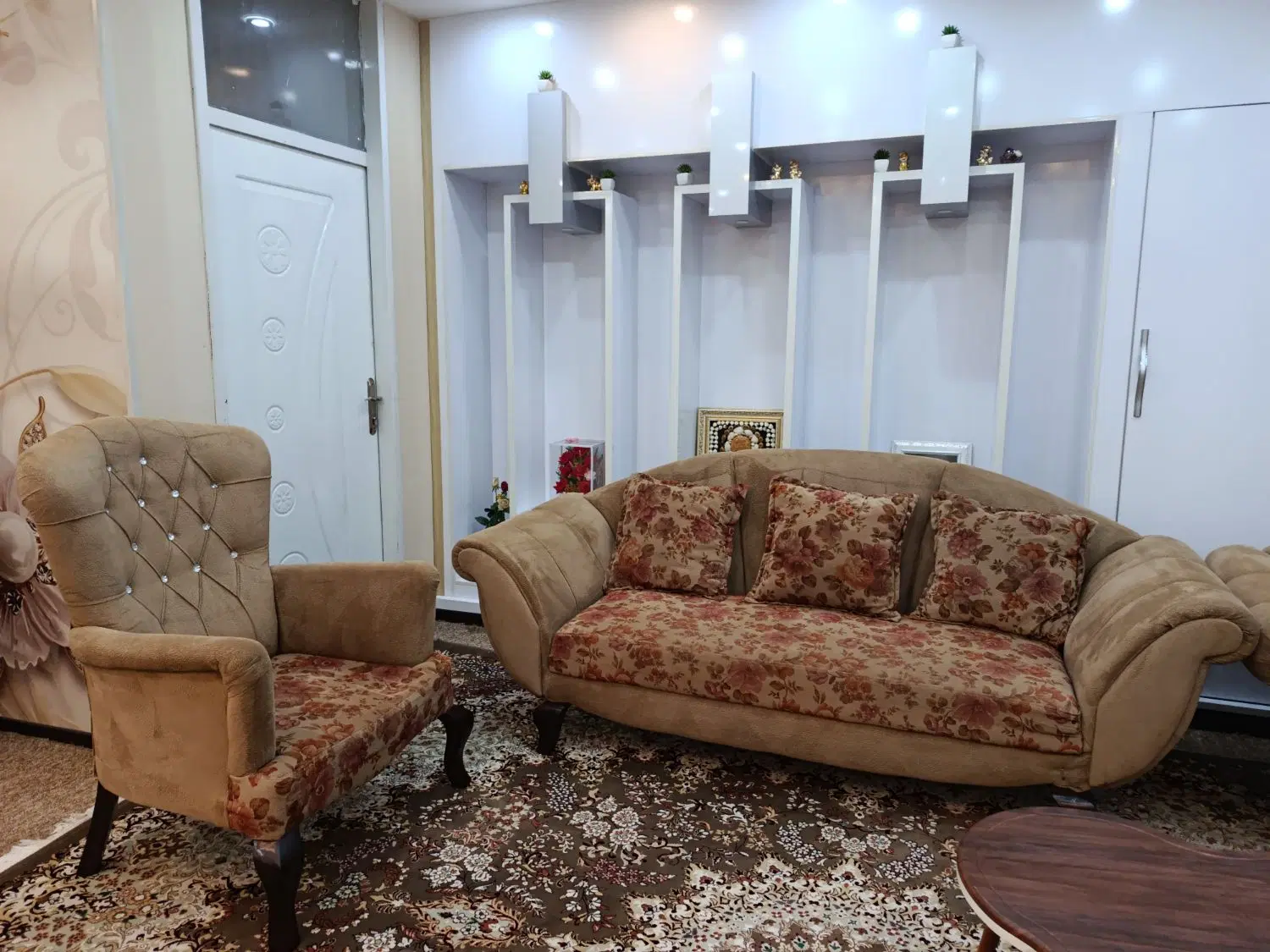 مبل 7نفره|مبلمان خانگی و میز عسلی|رامهرمز, |دیوار