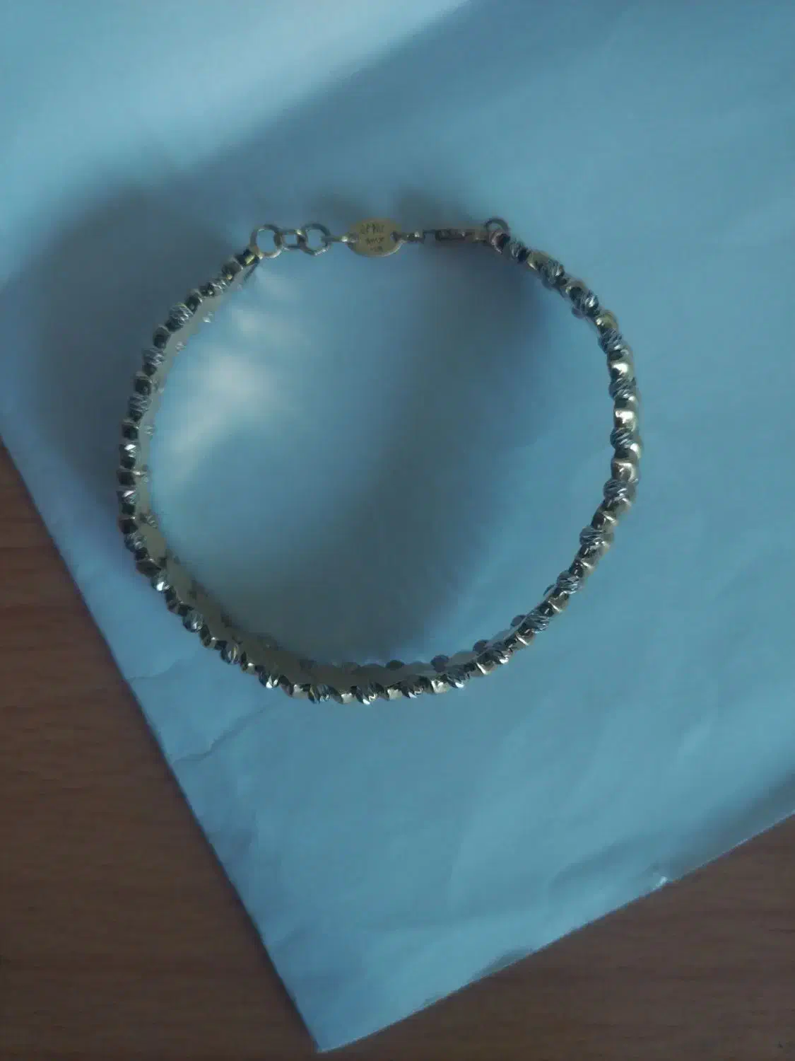 دستبدطلا|جواهرات|مشهد, کشف|دیوار