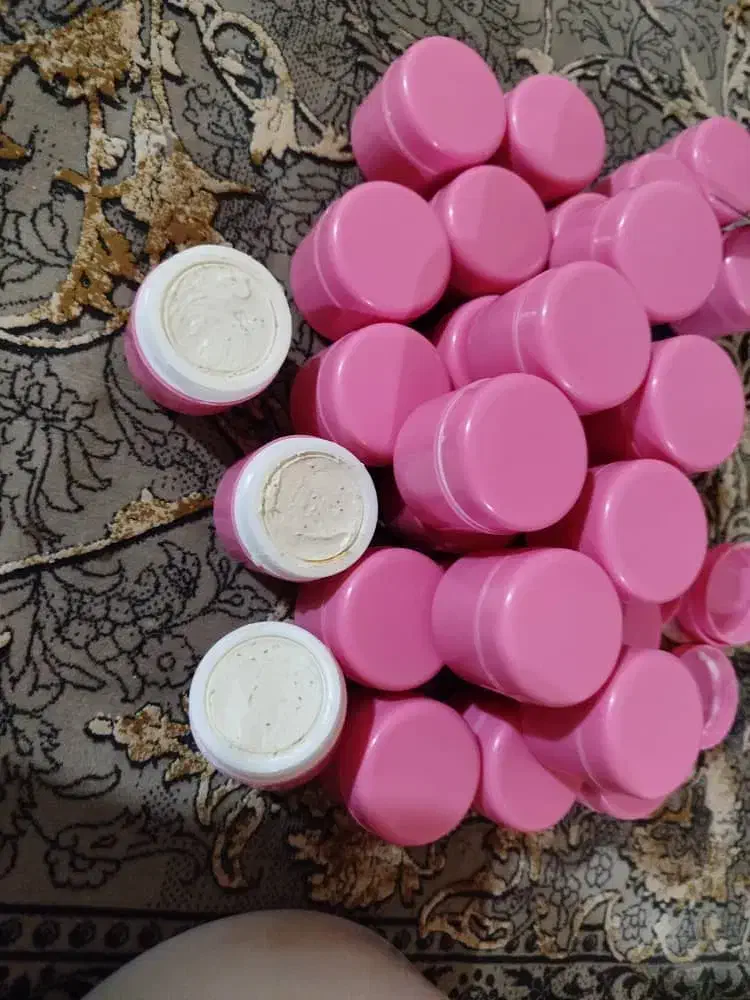 کرم وی ای پی اصل اماراتی|حراج|بم, |دیوار