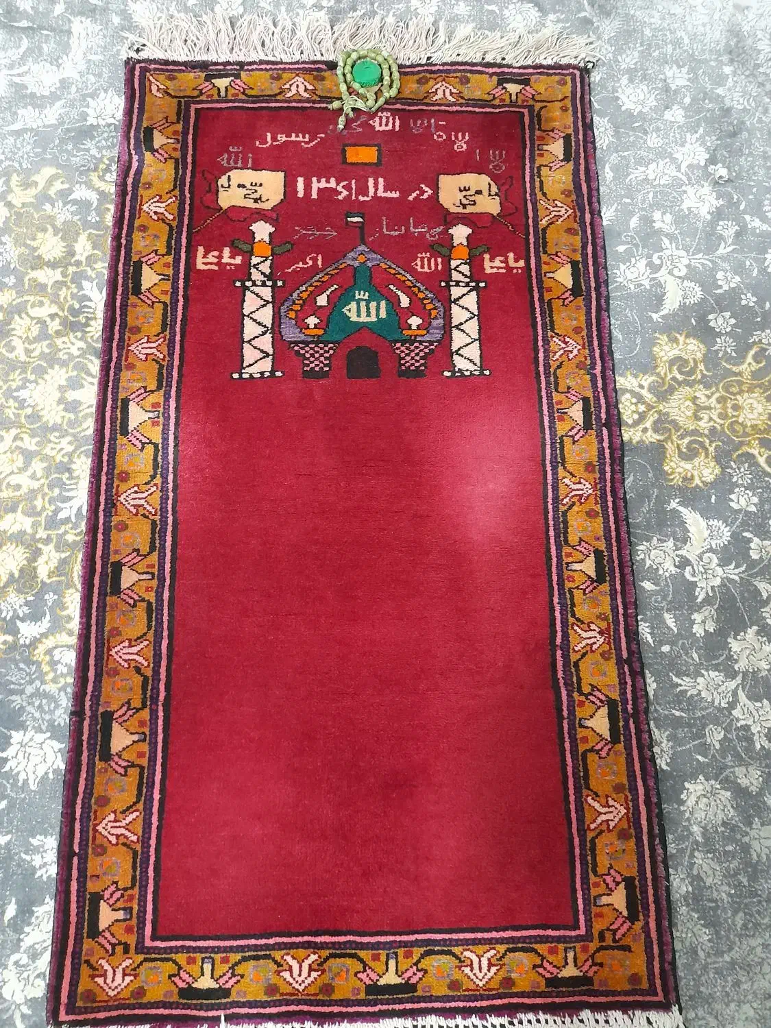 سلام قالیچه دست باف دو تا بوده یکی هسته خریدار ت|فرش|زاهدان, |دیوار