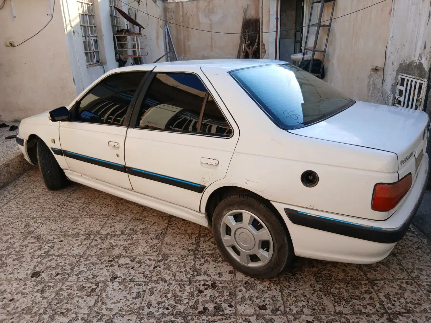 م ا ش ی ن پژو پارس|خودرو سواری و وانت|اندیمشک, |دیوار