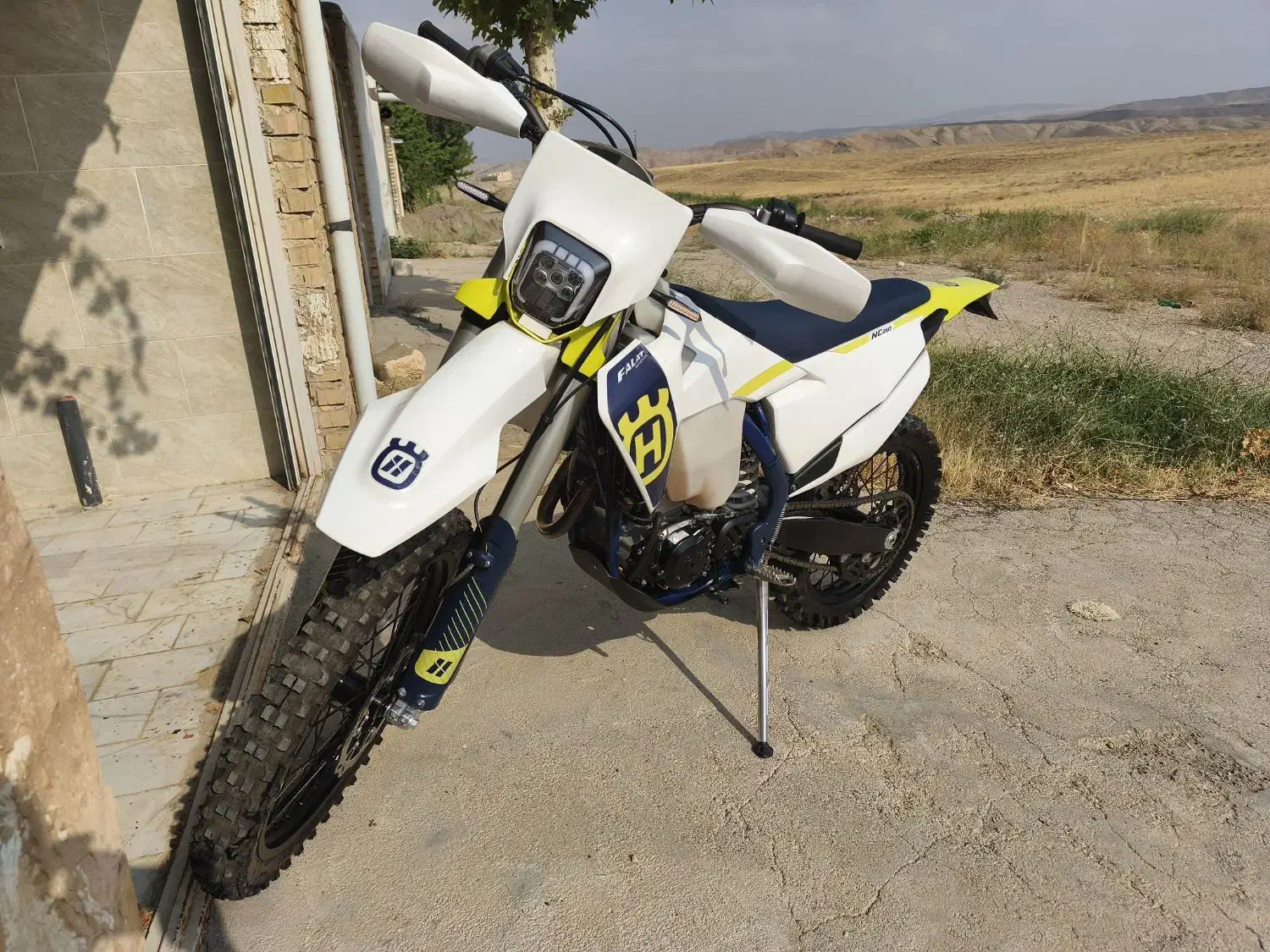 فروش موتور سیکلت فلات طرح هاسکی|موتورسیکلت|انگوران, |دیوار