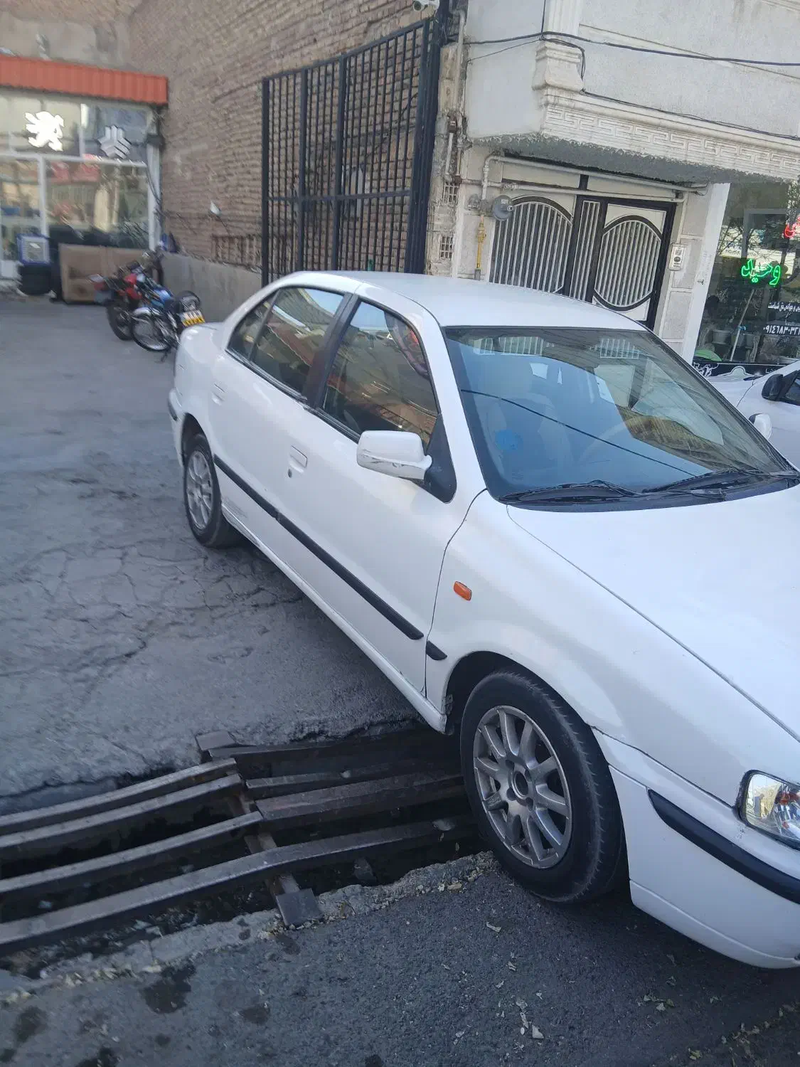 سمند مدل ۸۱|خودرو سواری و وانت|مشگین شهر, |دیوار