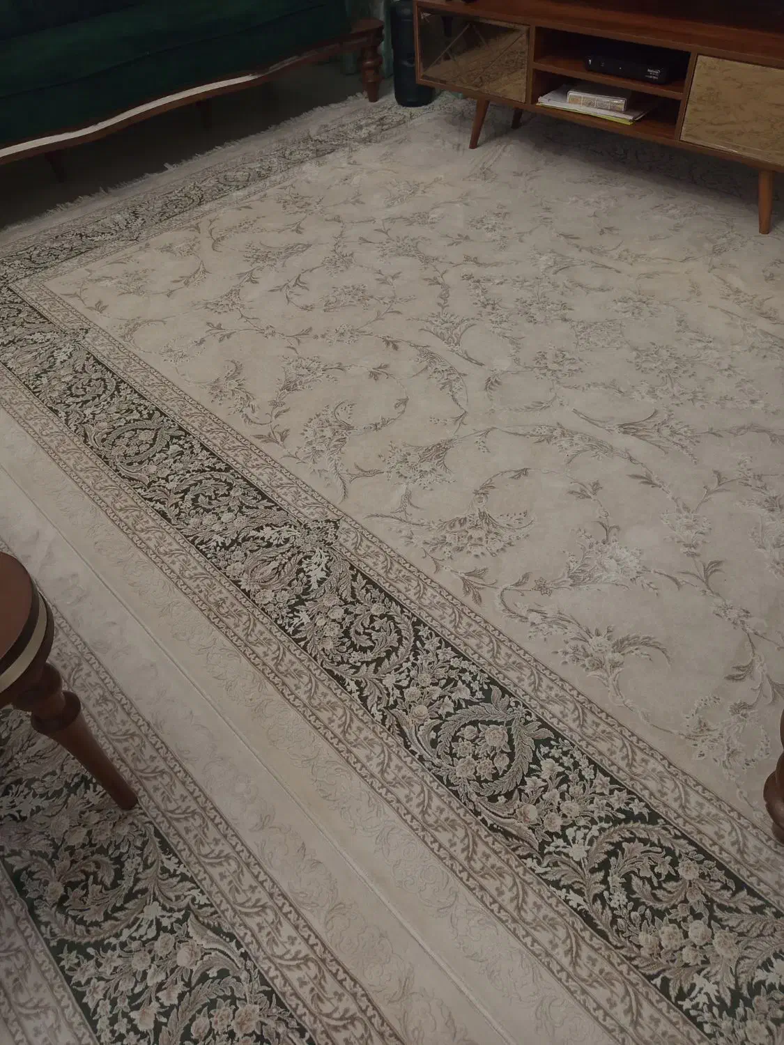 دوتخته فرش۹متری۱۲۰۰شانه و یک عدد چهارمتری درحدنو|فرش|تهران, چیتگر جنوبی|دیوار