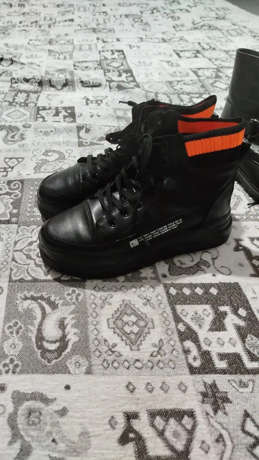 کفش در حد نو اصلا پوشید نشده|کیف، کفش، کمربند|چهارباغ, |دیوار