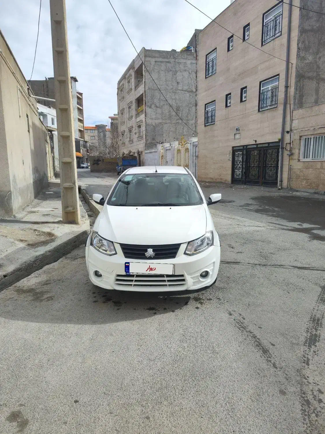 ساینا 1401|خودرو سواری و وانت|الیگودرز, |دیوار