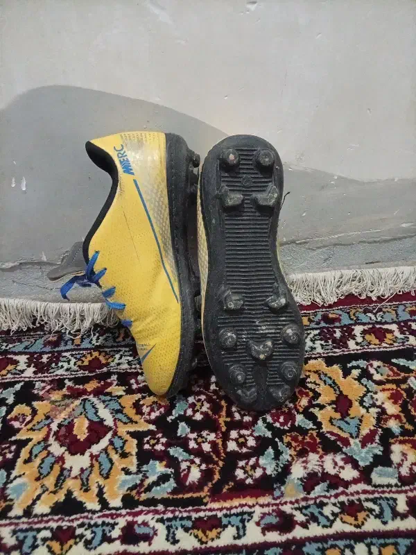 کفش استوک در حد نو|ورزش‌های توپی|رامهرمز, |دیوار