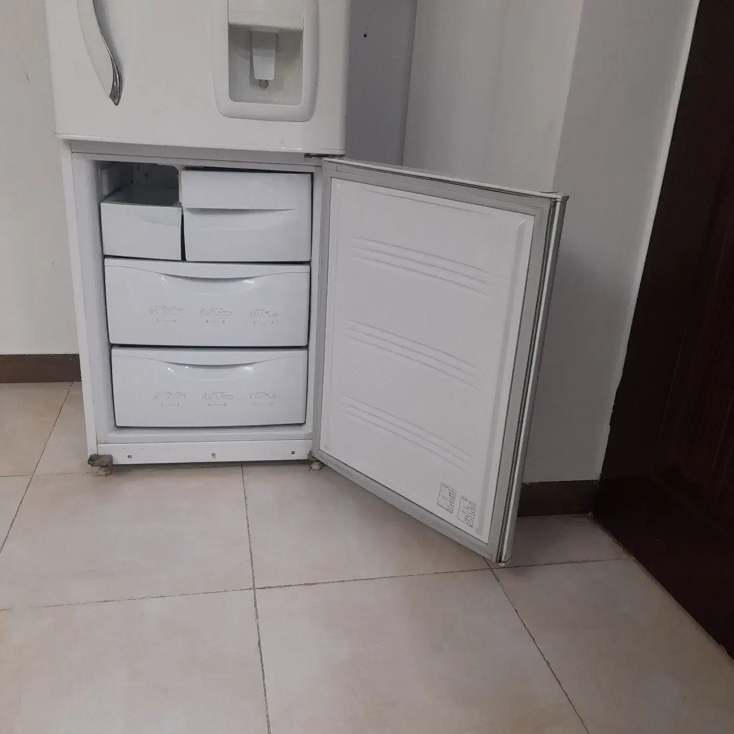 یخچال|یخچال و فریزر|صومعهسرا, |دیوار