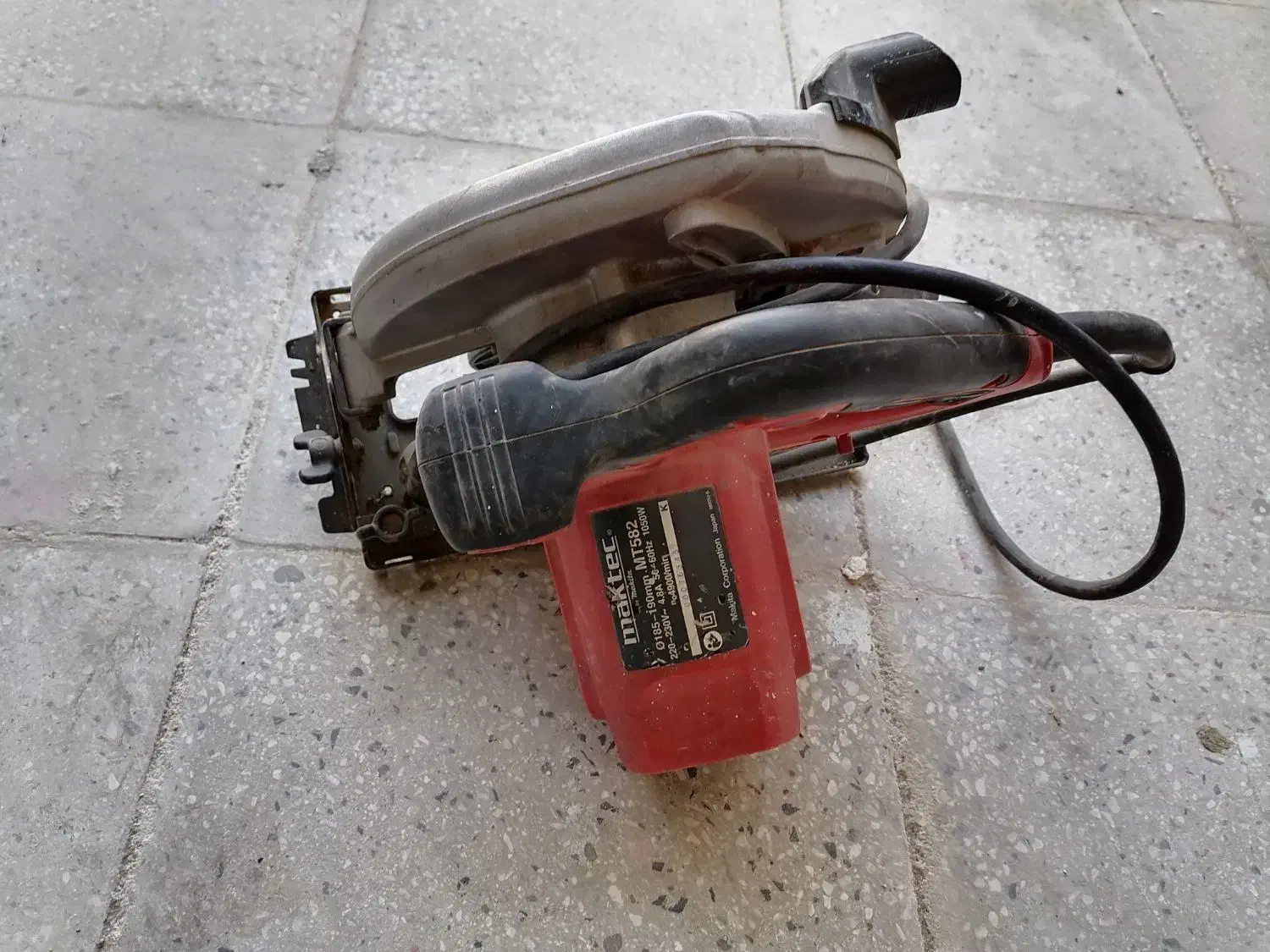 فارسی بر|ابزارآلات|بروجرد, |دیوار