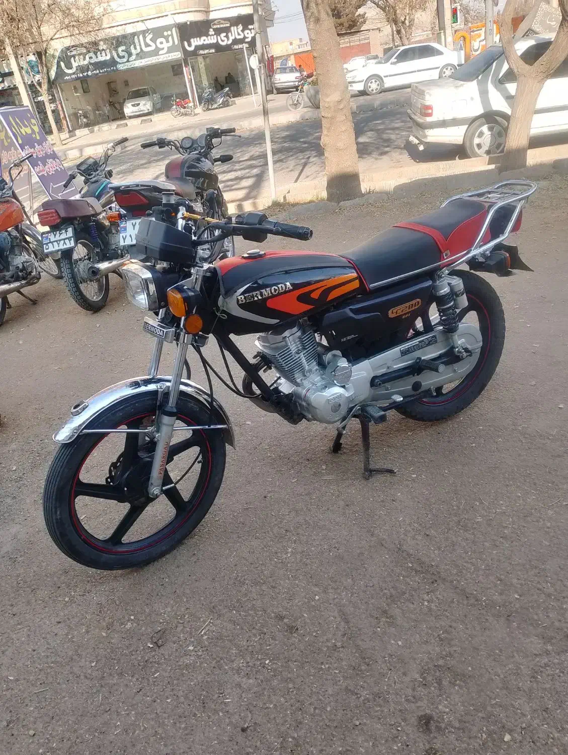 1403برمودا 200|موتورسیکلت|سبزوار, ولیعصر (نجار آباد)|دیوار