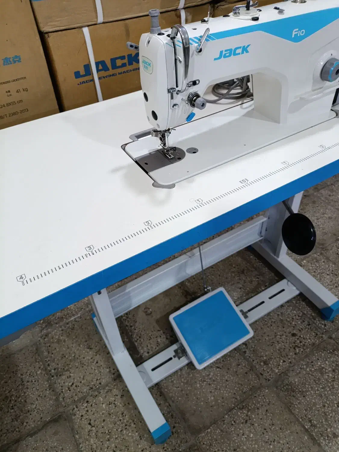 چرخ خیاطی F10جک نو ترکائی|چرخ خیاطی و ریسندگی|بروجرد, |دیوار