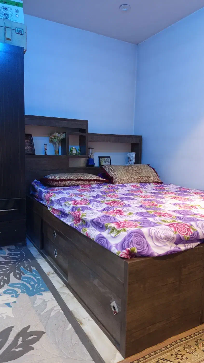 مبل و تخت|مبلمان خانگی و میز عسلی|ورامین, شهرک فجر|دیوار