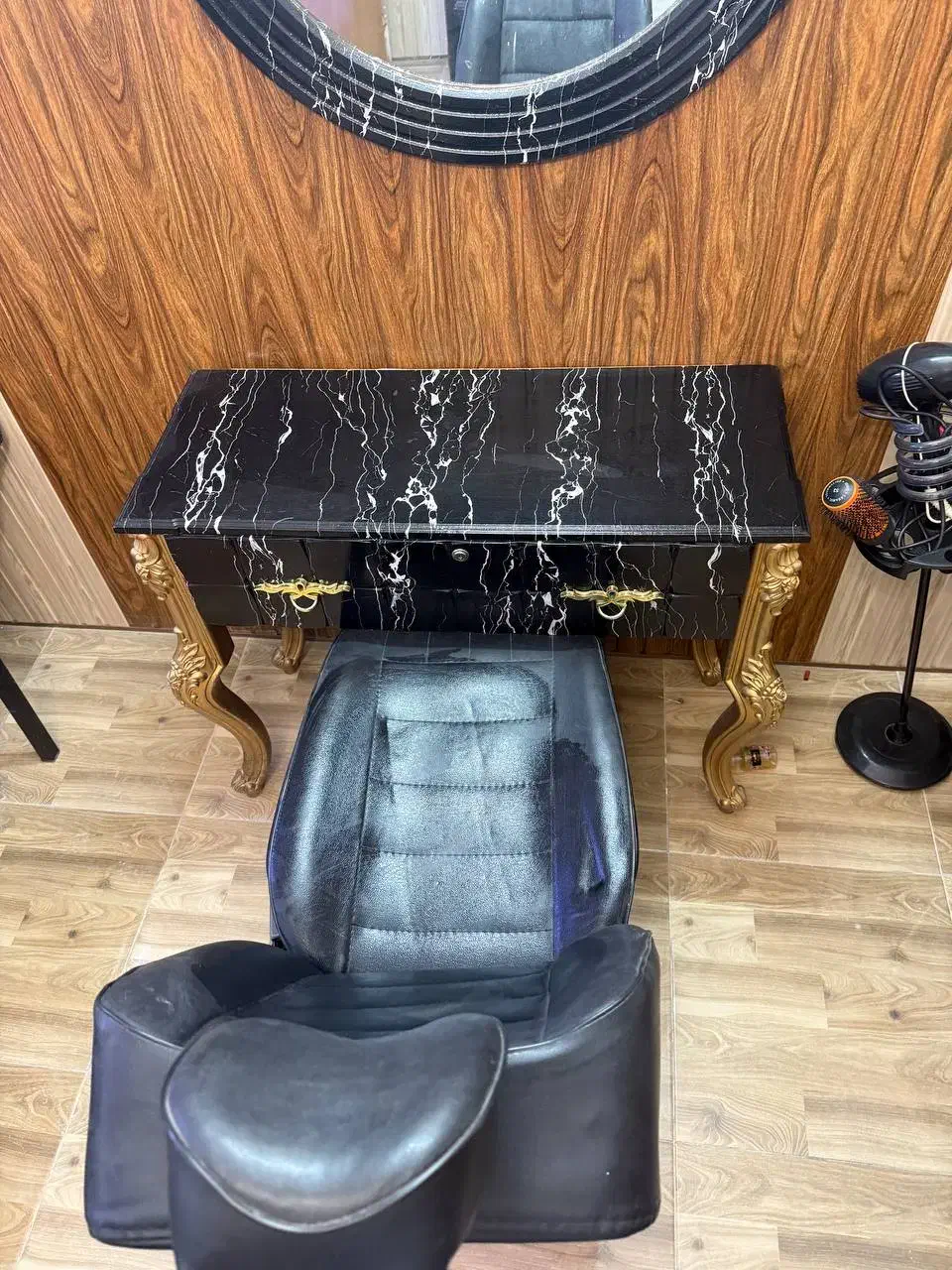 سالن زیبایی|آرایشگاه و سالنهای زیبایی|همدان, |دیوار