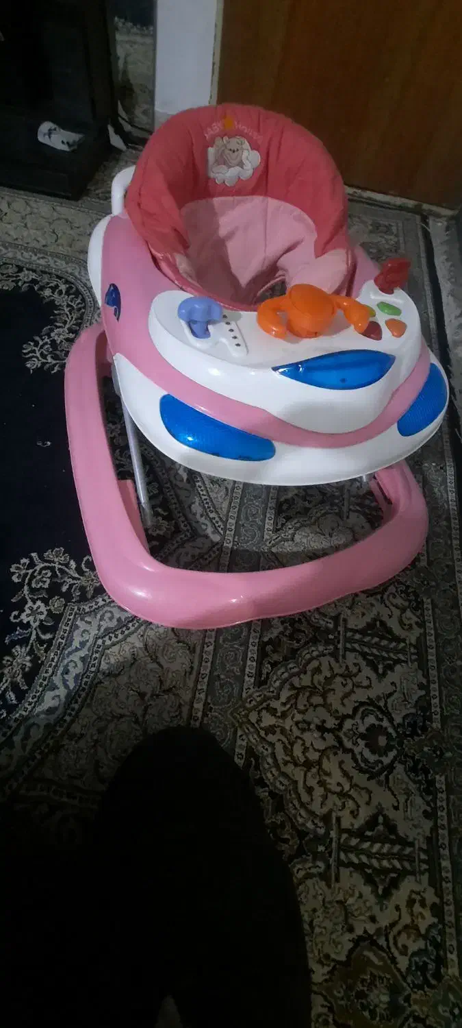 روروک|اسباببازی|ساری, |دیوار