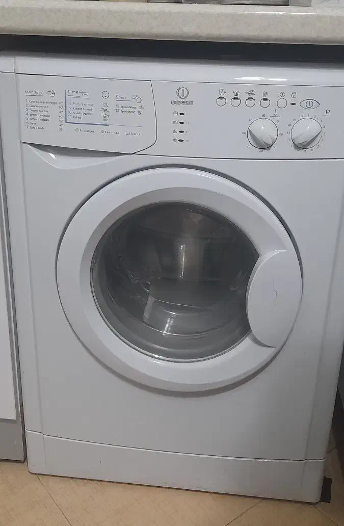 لباسشویی|ماشین لباسشویی و خشک‌کن لباس|مشهد, چهارچشمه|دیوار