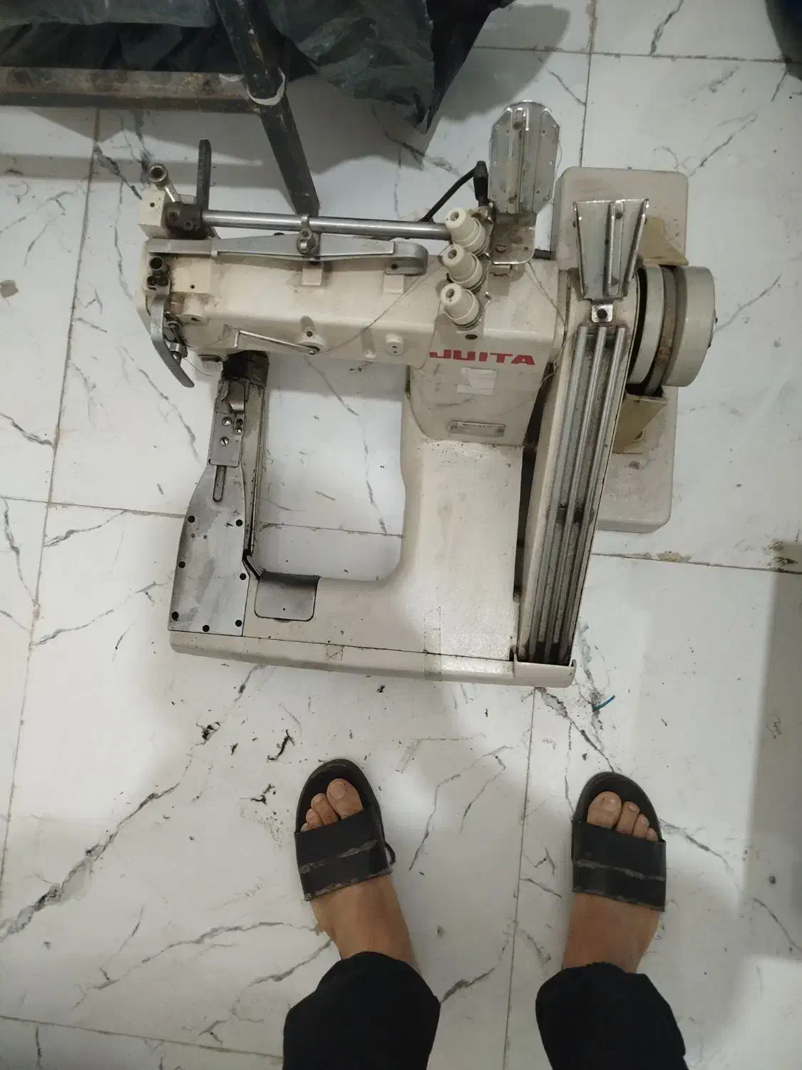 چرخ سه سوزنه کاوویی مارک جویتا|چرخ خیاطی و ریسندگی|پاکدشت, حصار امیر|دیوار