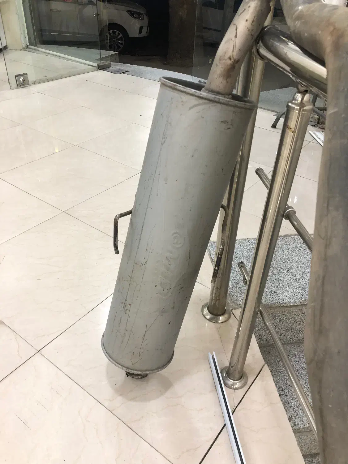 منبع اگزوز بنزی|قطعات یدکی و لوازم جانبی|خوی, |دیوار