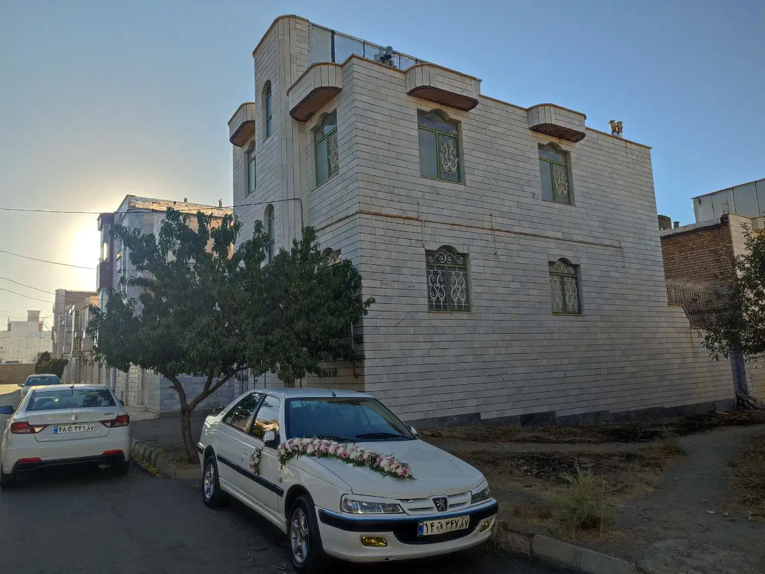 اجاره دو واحد 100متری تر وتمیز مناسب عروس داماد|اجارهٔ خانه و ویلا|زنجان, |دیوار