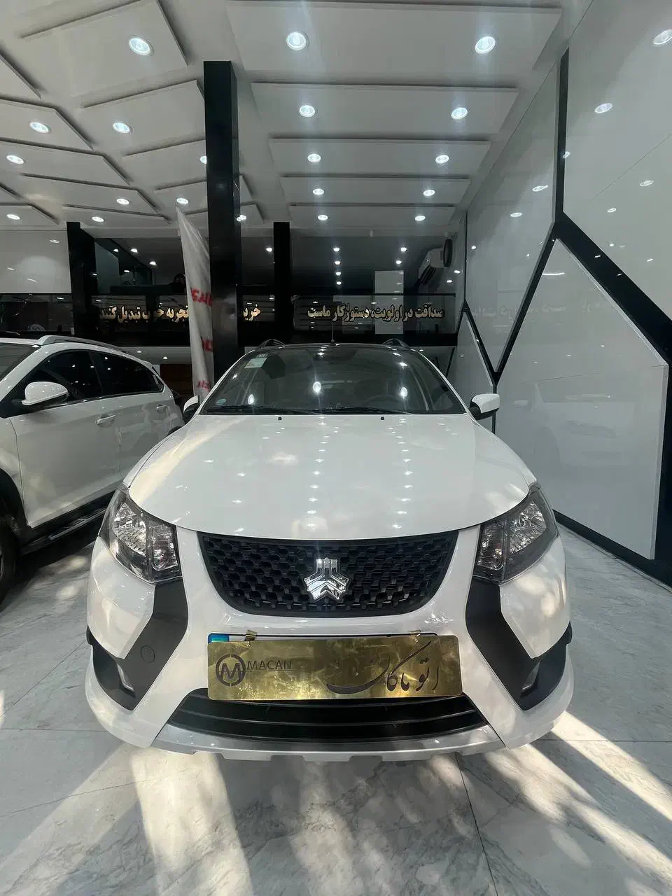 کوئیک/ نقد و اقساط / سفید و مشکی|خودرو سواری و وانت|تهران, جمهوری|دیوار