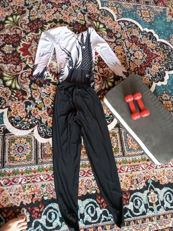 لباس و وسایل کامل ژیمناستیک|تجهیزات ورزشی|بندر کنگان, |دیوار