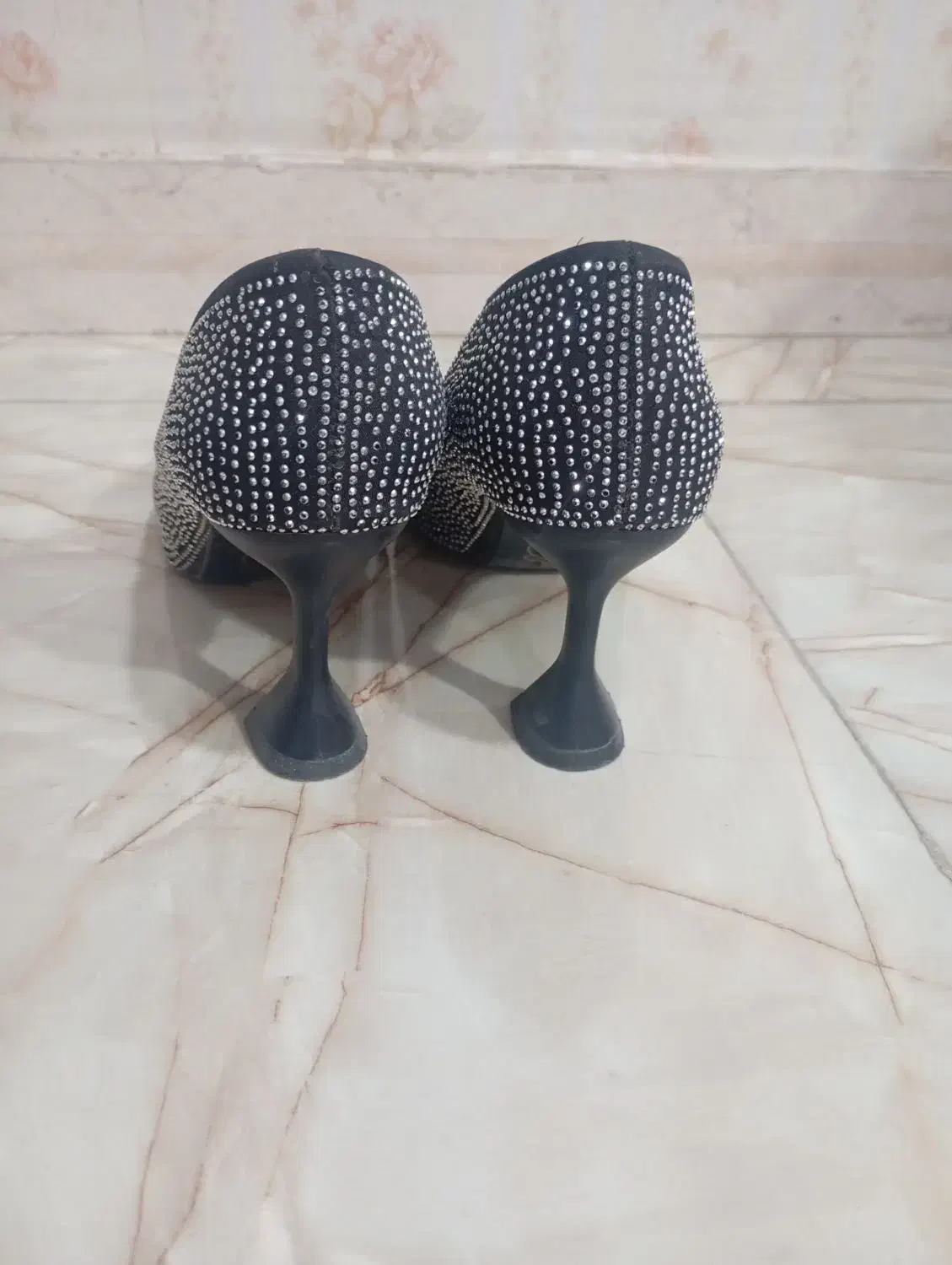 کفش مجلسی|کیف، کفش، کمربند|دورود, |دیوار