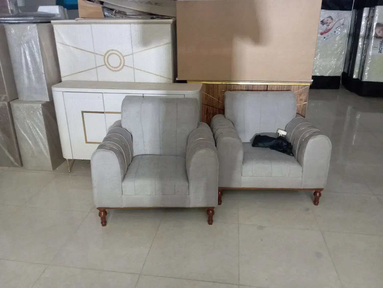 مبل هفت نفره نیو اسکارلت پایه چوبی خراطی|مبلمان خانگی و میز عسلی|آبپخش, |دیوار