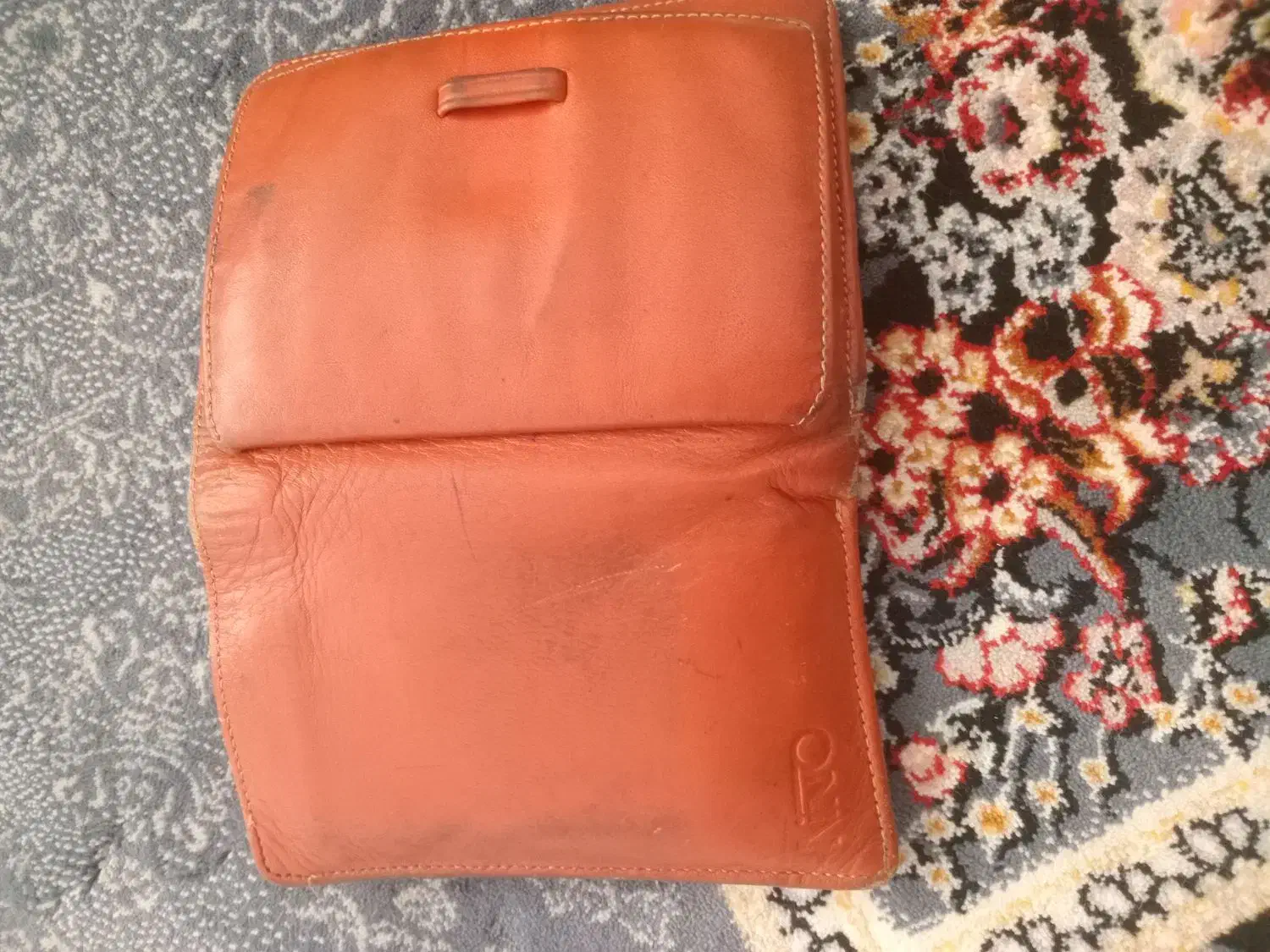 مدارک پیدا شده|اشیا|همدان, |دیوار