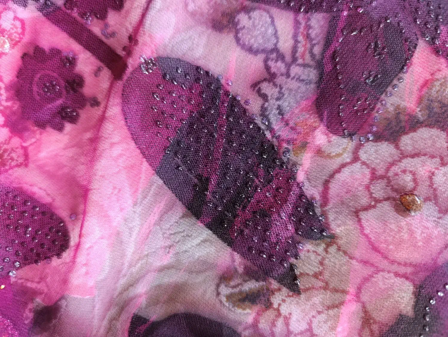 چسبکاری لباس بدون ریزش تضمینی|لباس|جوانرود, |دیوار