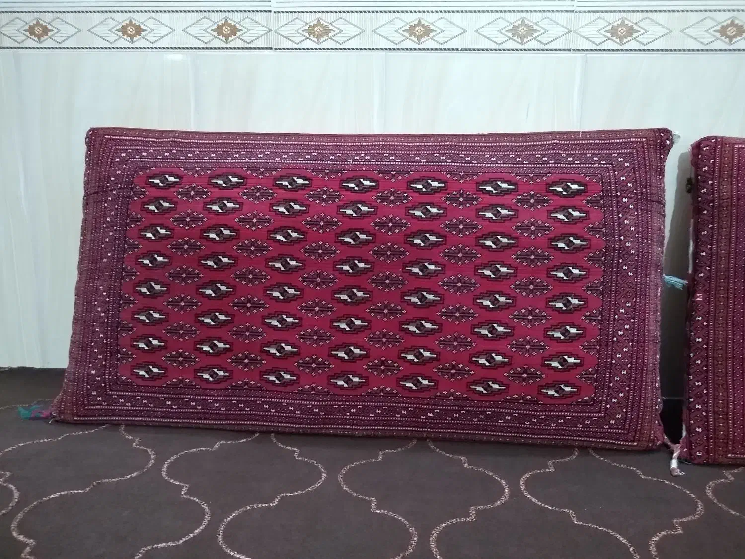 پشتی|پشتی|زنجان, |دیوار