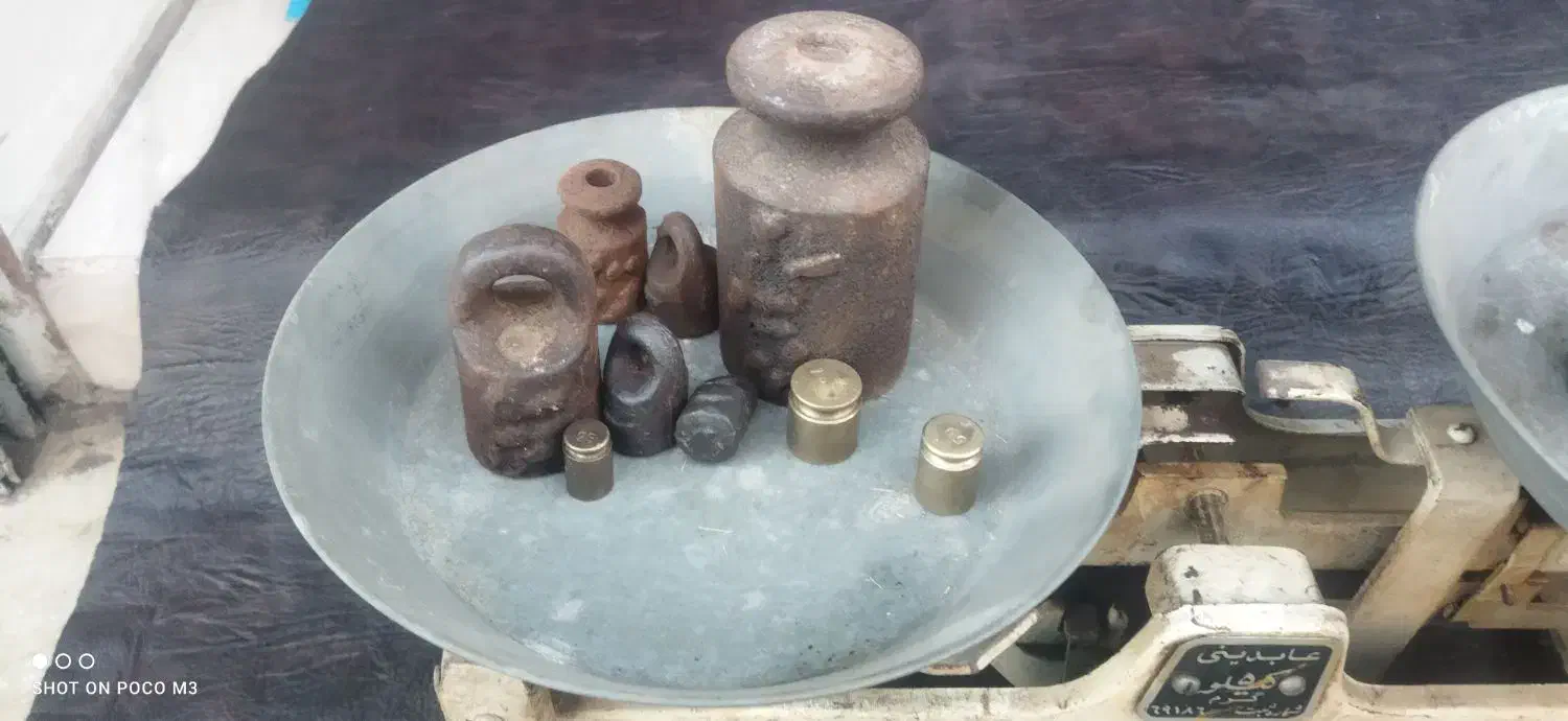 ترازوی پاره سنگ|کلکسیون اشیاء عتیقه|رشت, شهرک شهید مفتح|دیوار