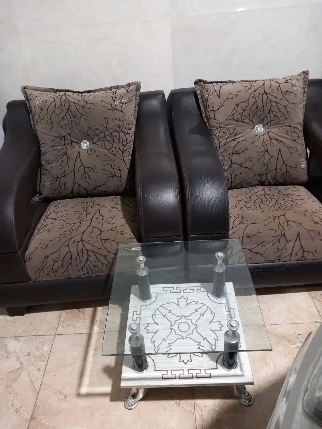 مبل راحتی دو عدد تک نفره با میز|مبلمان خانگی و میز عسلی|مرند, |دیوار