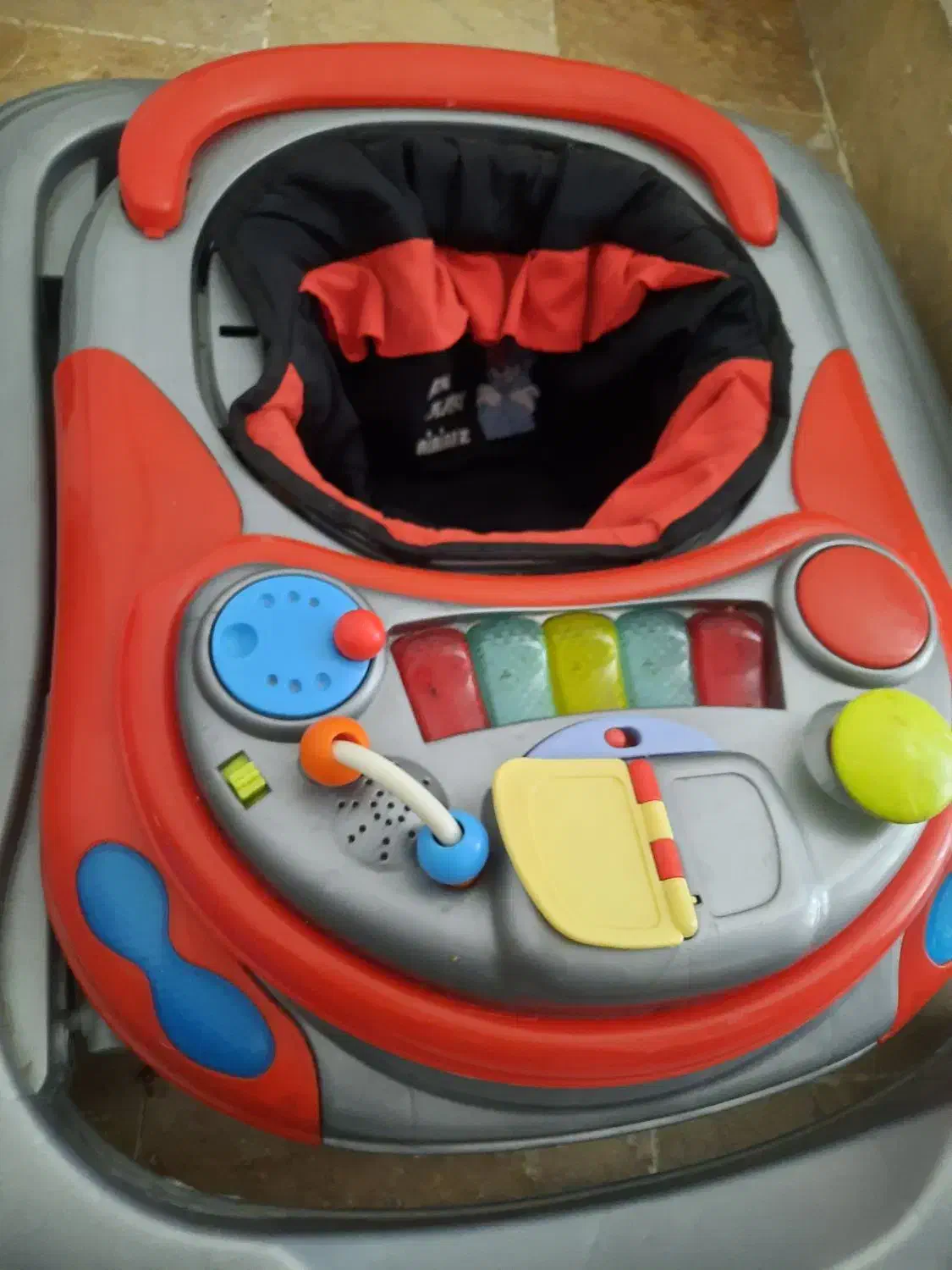 روروئک کاملا تمیز و نو|اسباب و اثاث بچه|مشهد, هنرور|دیوار