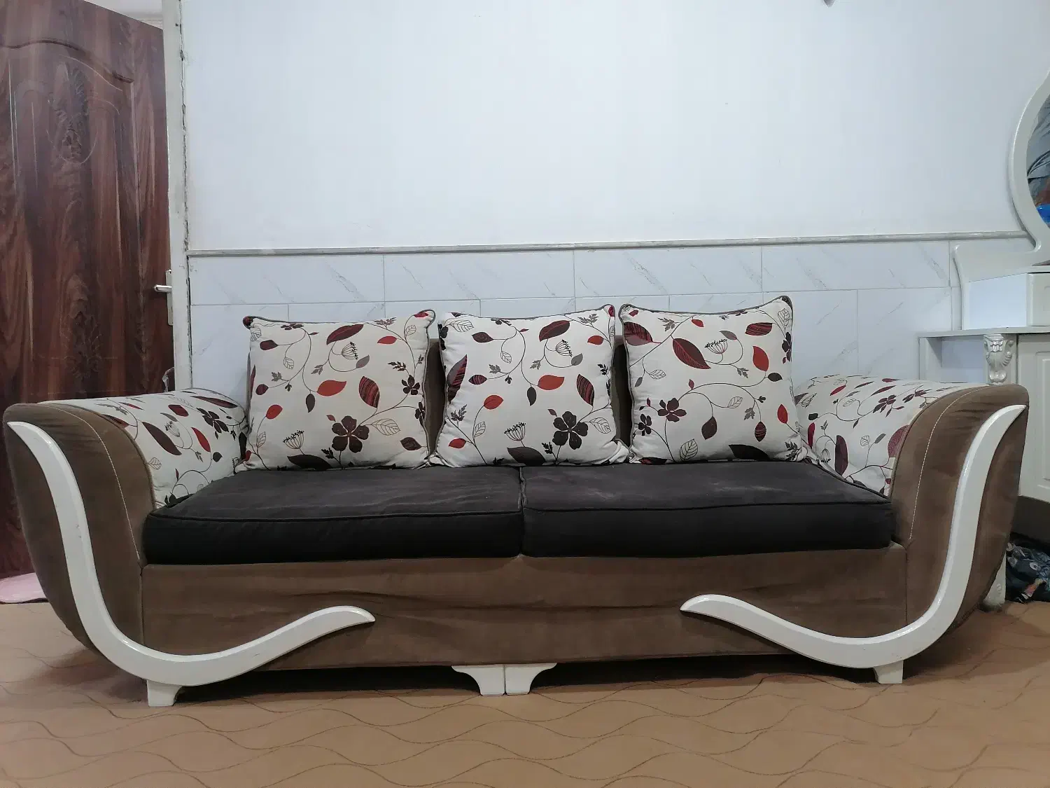 مبل|مبلمان خانگی و میز عسلی|قم, نیروگاه|دیوار