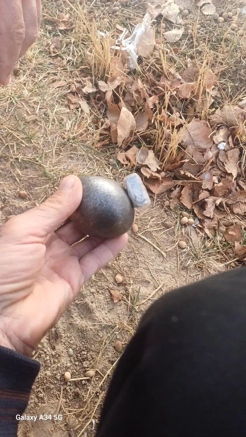 شهاب سنگ و غیره|کلکسیون اشیاء عتیقه|تاکستان, |دیوار