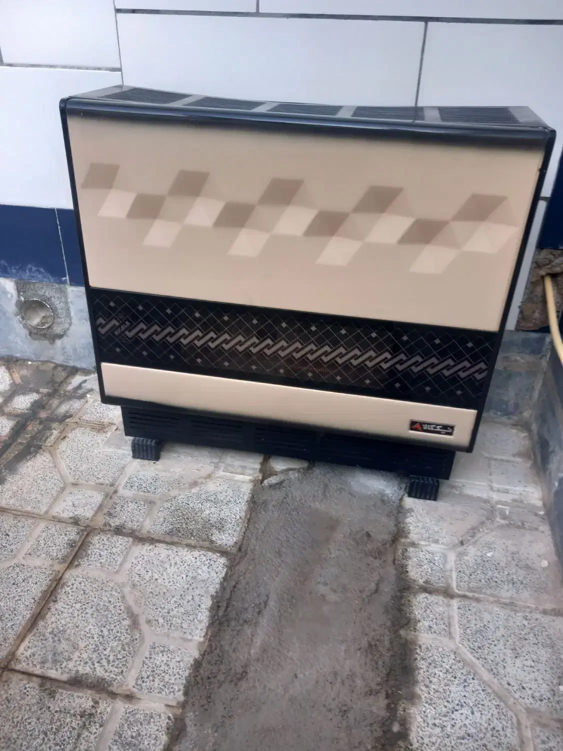 بخاری سالم و تمیز|بخاری، هیتر، شومینه|مرودشت, فاز اول شهرک فرهنگیان|دیوار