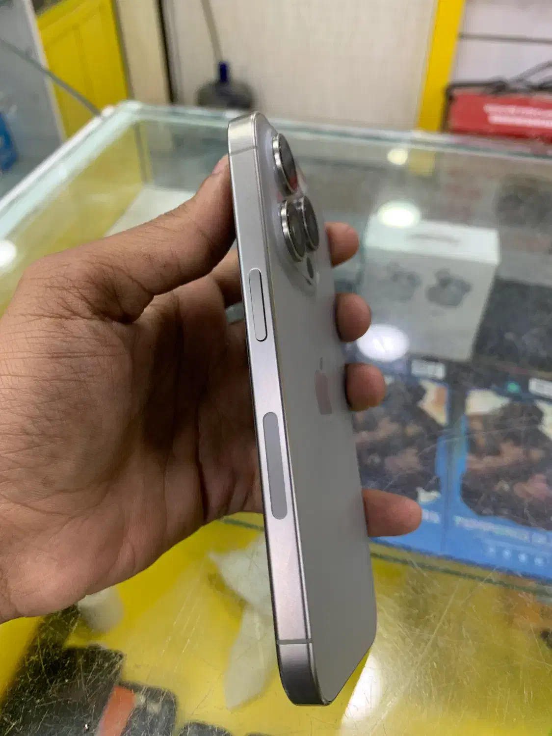 ایفون ۱۵ پرو ای سیم|موبایل|چابهار, |دیوار