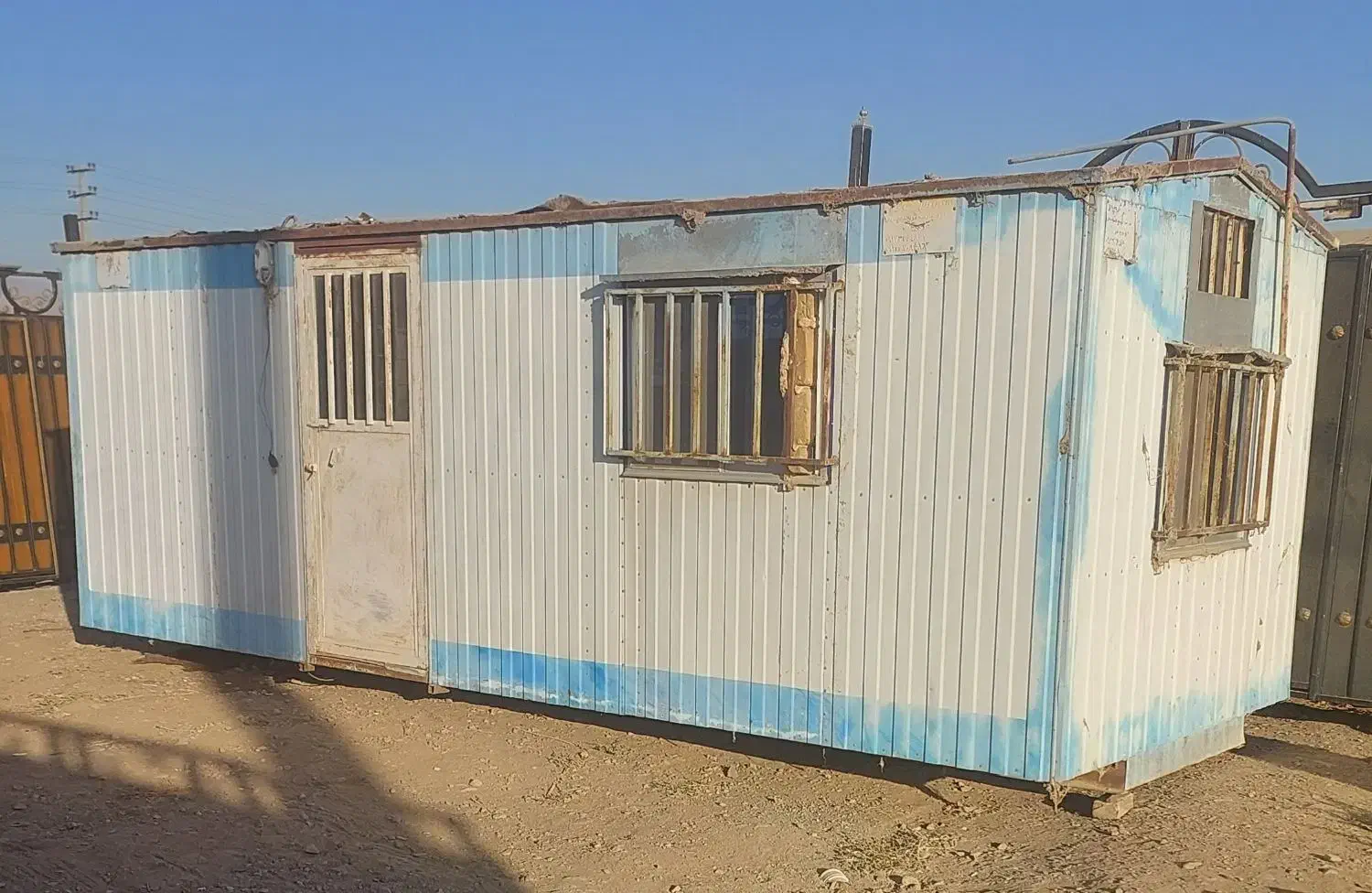 تعمیر کانکس دست دوم و دربهای اهنی|خدمات پیشه و مهارت|نظرآباد, شهرک بزرگمهر|دیوار