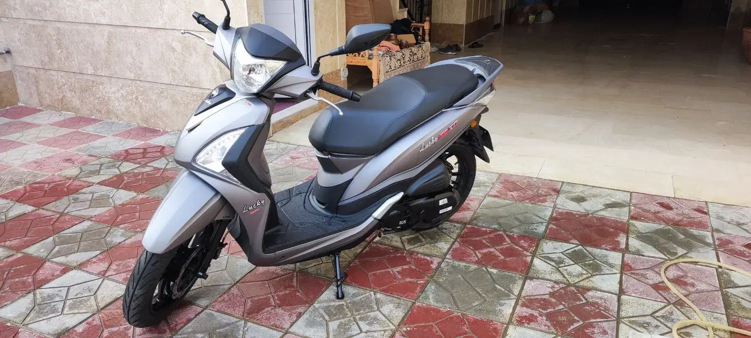 لاکی ۱۸۰ SYM|موتورسیکلت|اندیشه, اندیشه فاز ۴|دیوار