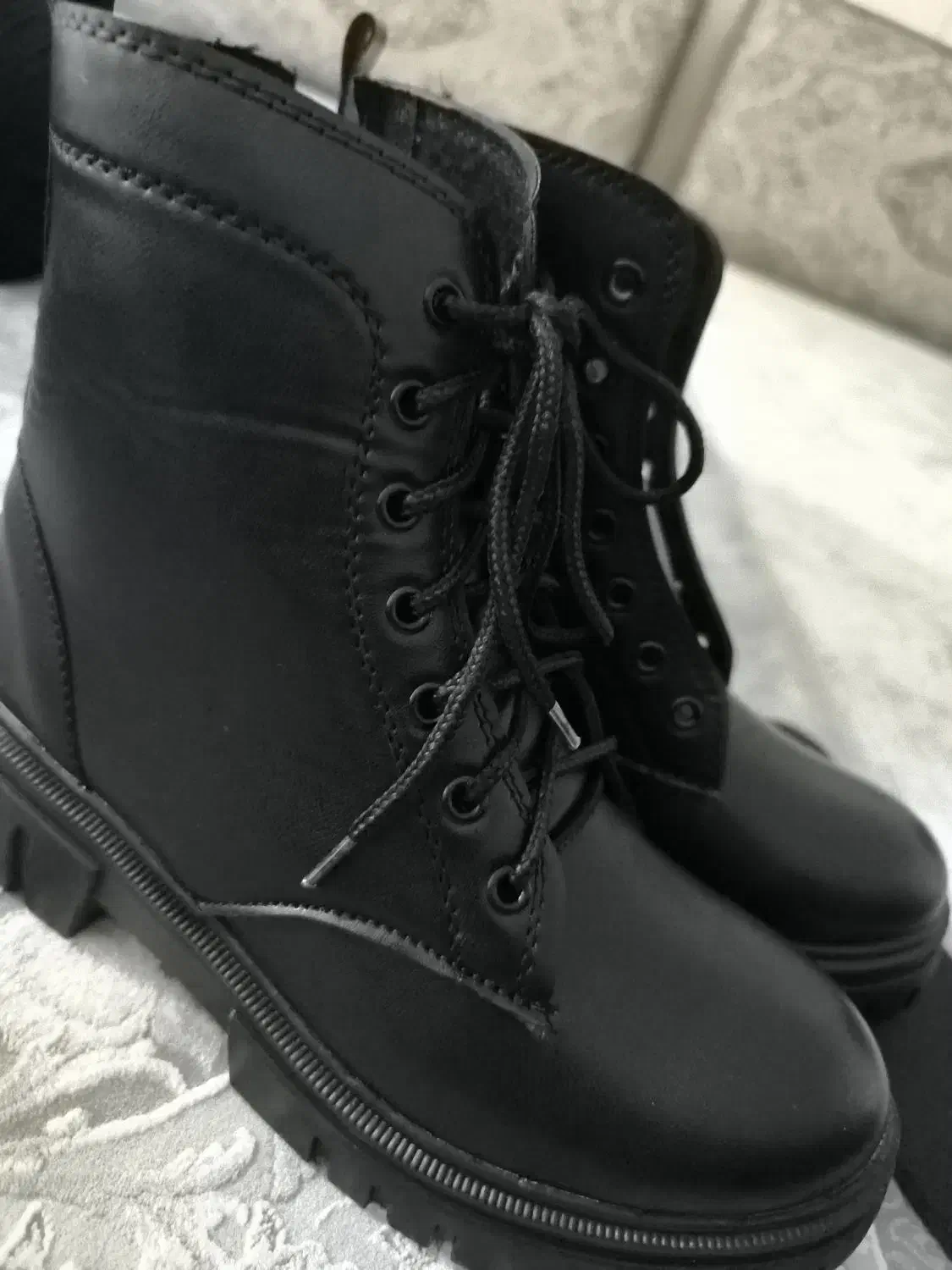 نیم بوت مشکی سایز ۳۷،۳۸|کیف، کفش، کمربند|بهارستان, |دیوار