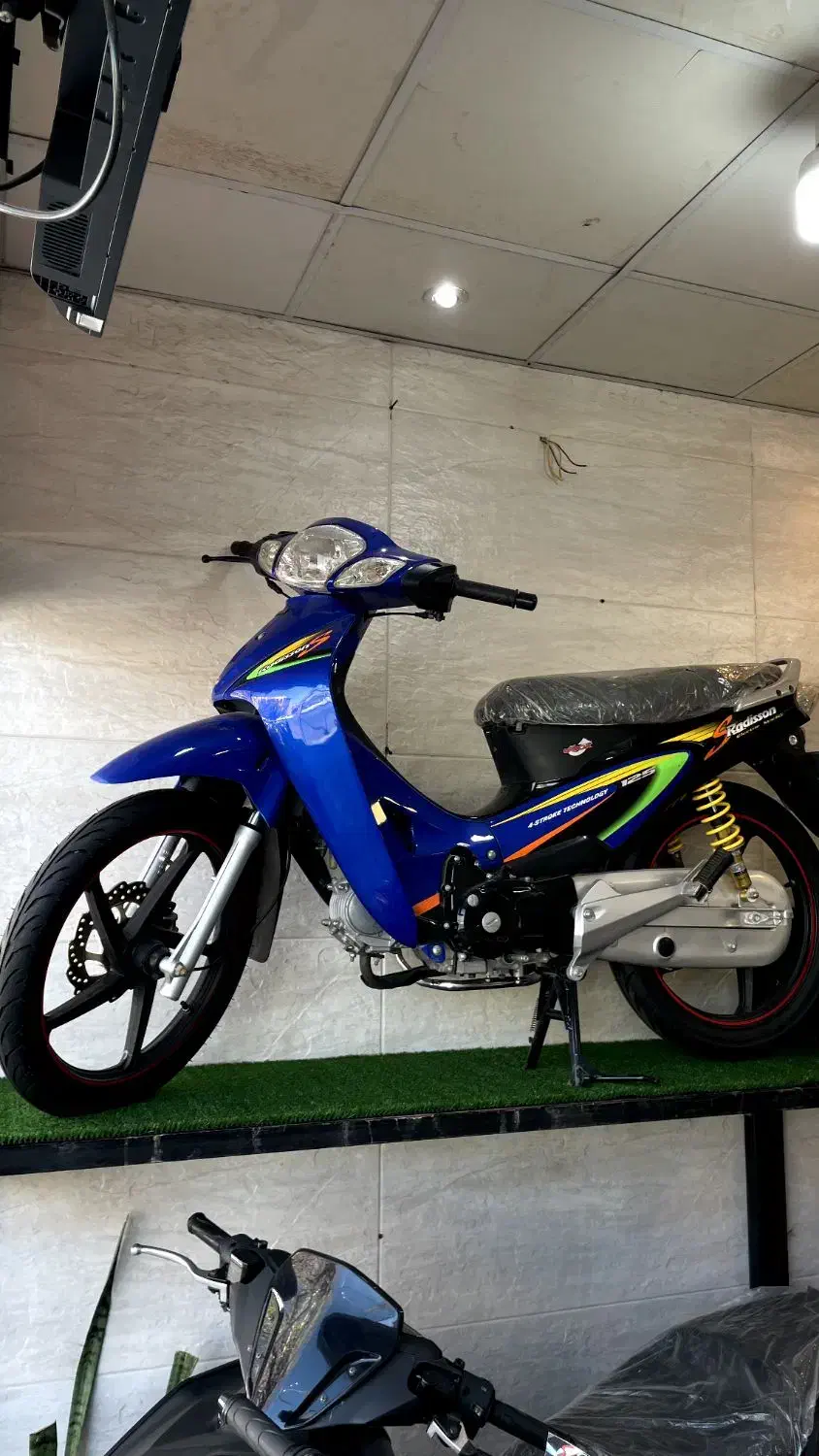 کویر رادیسن  صفر کیلومتر|موتورسیکلت|یزد, |دیوار