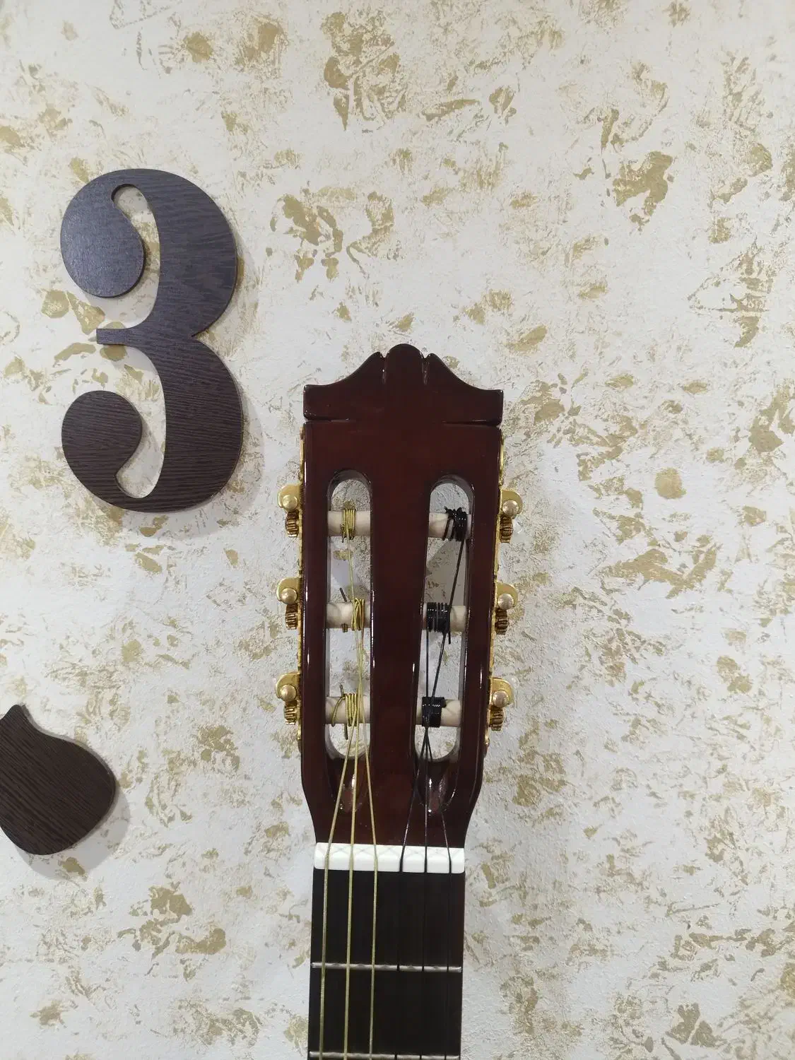 یاماها سی ۷۰ قدیمی|گیتار، بیس، امپلیفایر|رشت, لاکان|دیوار