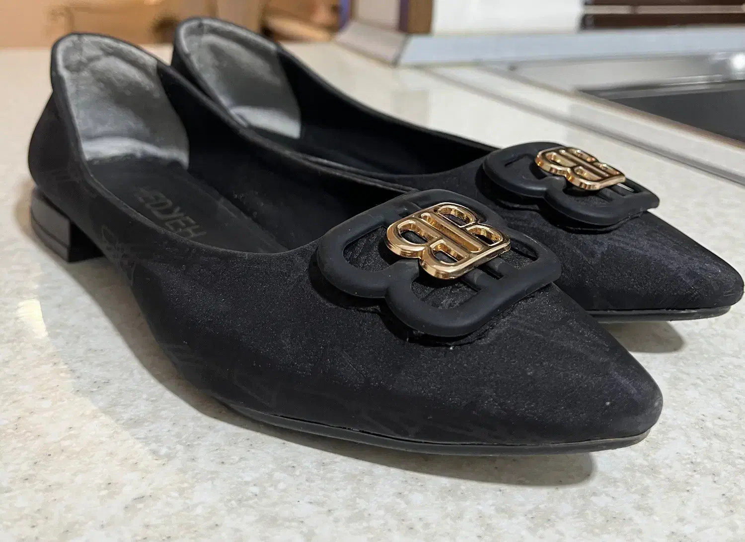 کفش اسپرت سایز ۳۸ کاملا نو|کیف، کفش، کمربند|هشتگرد, شهرک گلها|دیوار