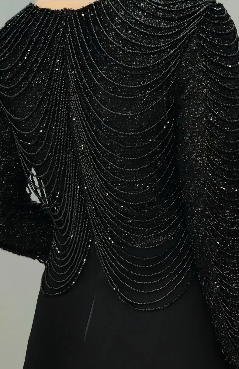 لباس مجلسی نو|لباس|صومعه‌سرا, |دیوار